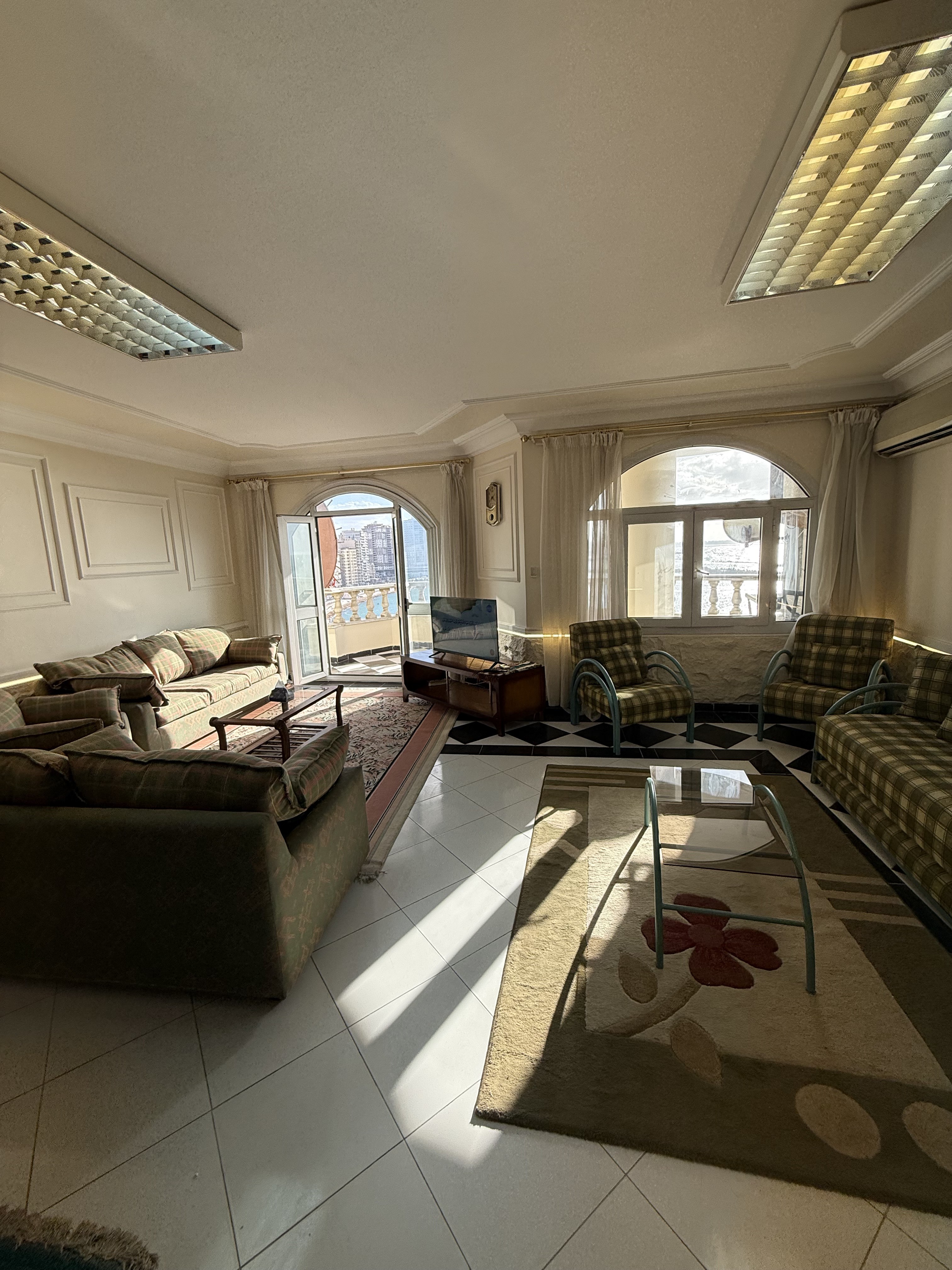 VIP شقة بانو اما بيتش ( غرفتين نوم ) كود 1002 ميامي نادي السيارات 