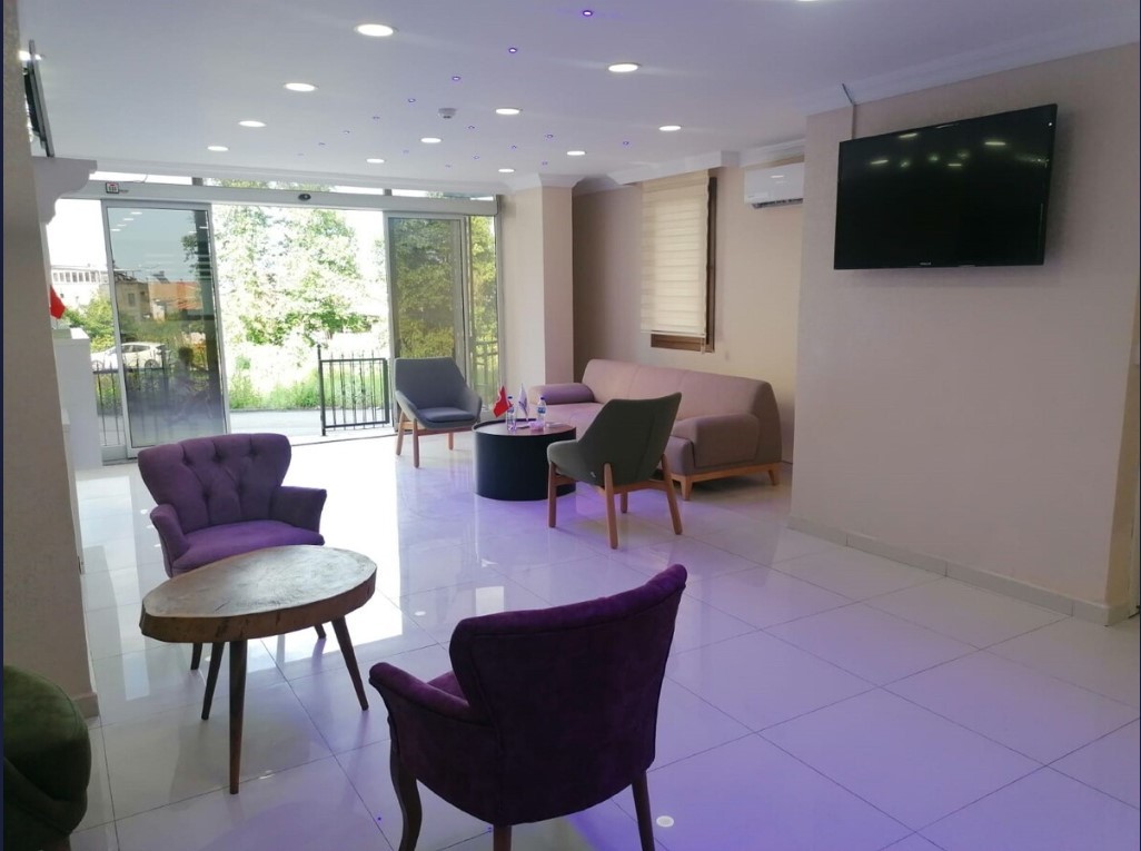 Single Room *Tek Kişilik Oda*