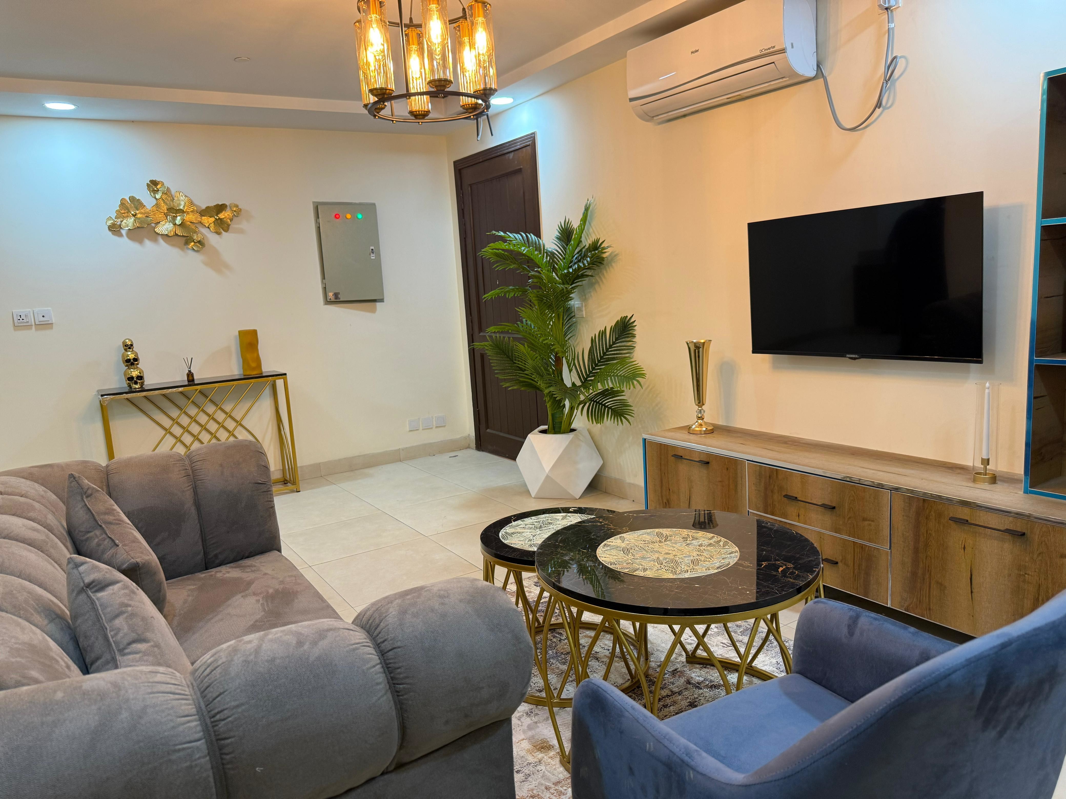 Modern 1BED in Gulberg With City View
