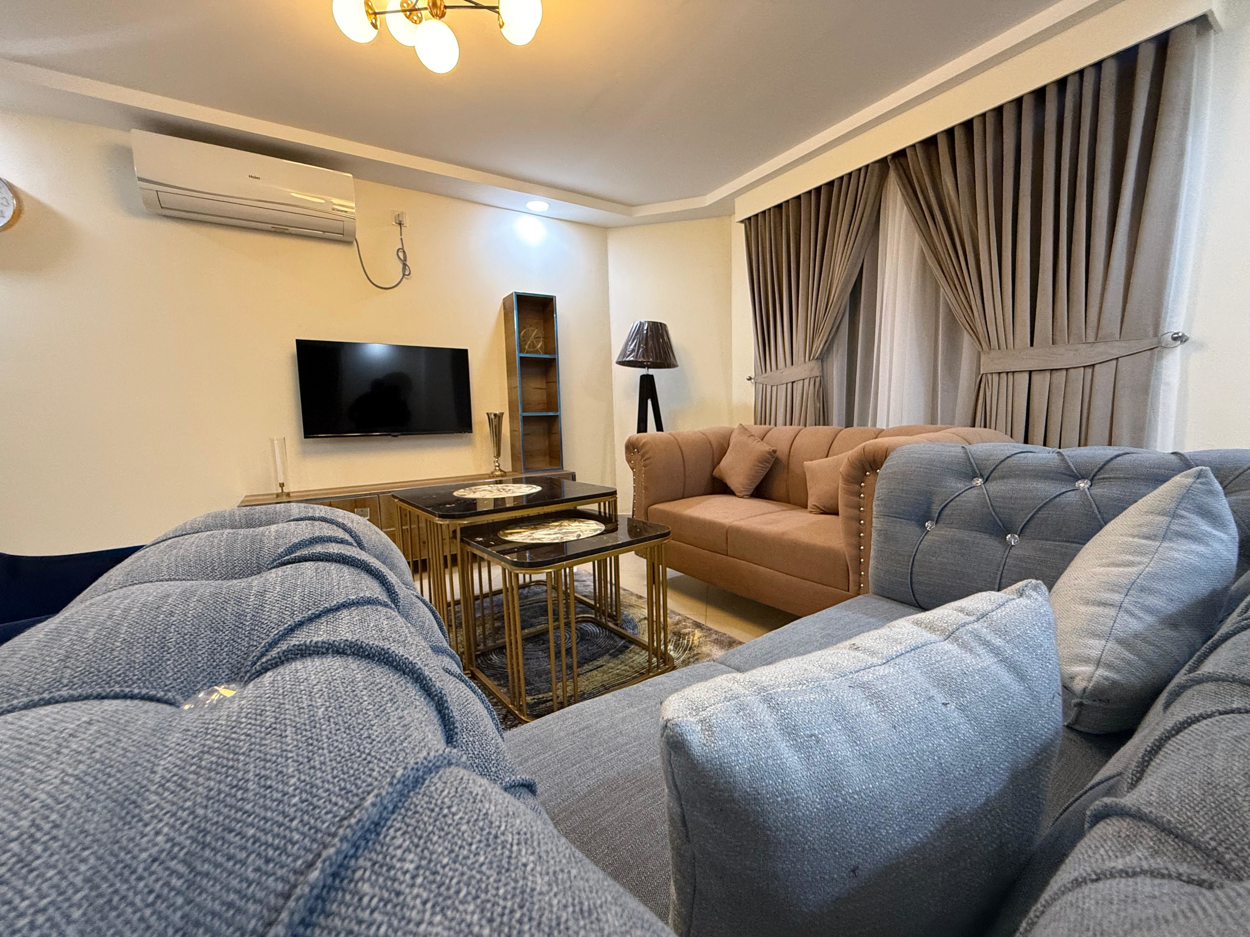 Premium 1-Bed Apartment Gulberg