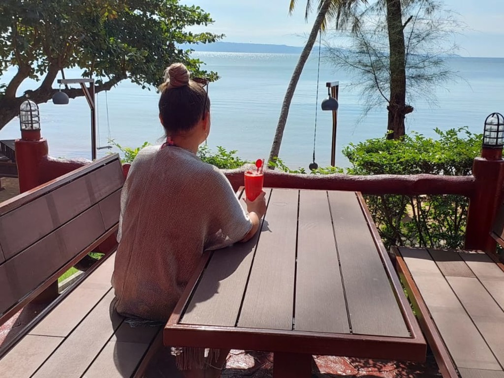 Restaurants and Bars7