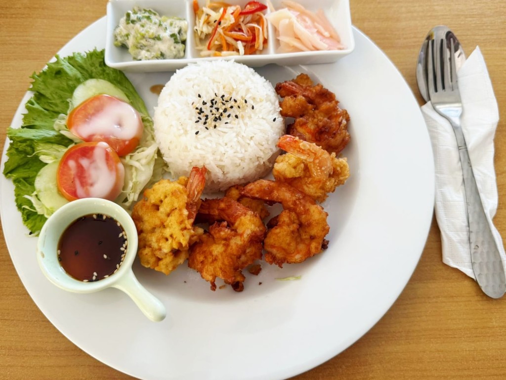 kung tempura with rice